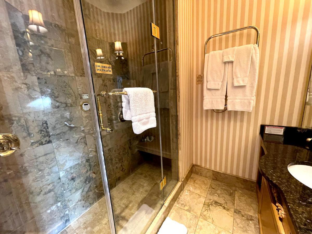 Celebrity Hotel 戴德伍德 外观 照片